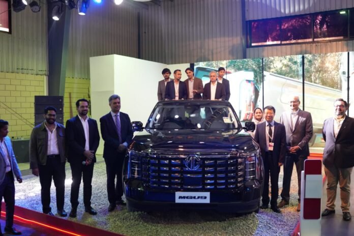 The picture shows formal launching of MG U9 in Pakistan-MG Pakistan