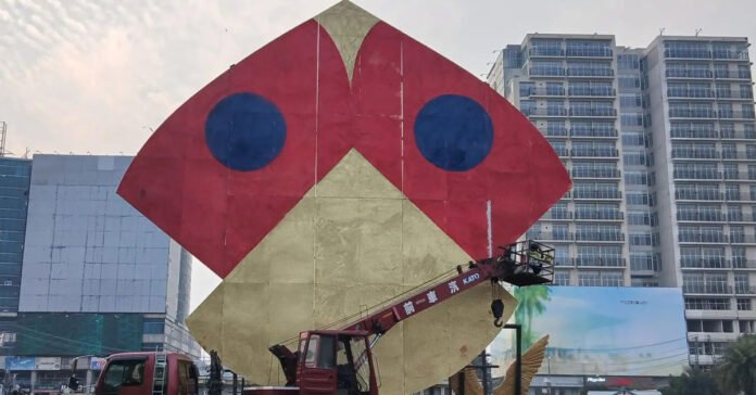 Kite portrait in Lahore